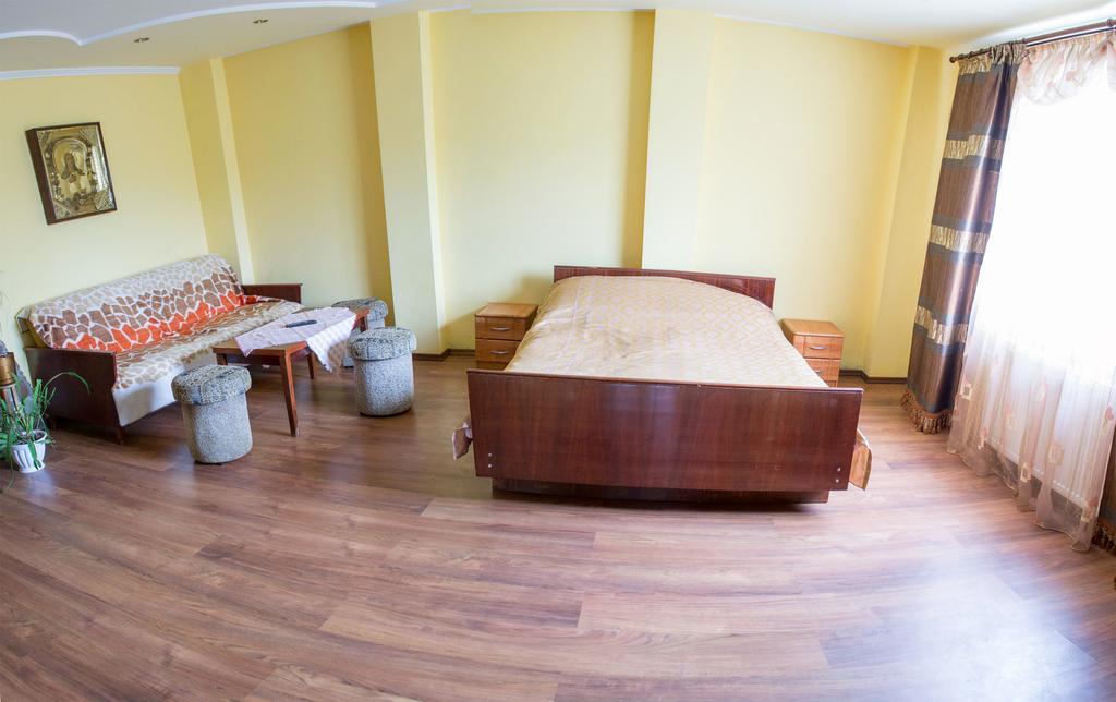 Guest House Cherepaha كاميانيتس - بوديلسكيي المظهر الخارجي الصورة
